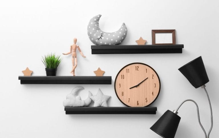 Duvar Saatleri ile Dekorasyona Şıklık Katın